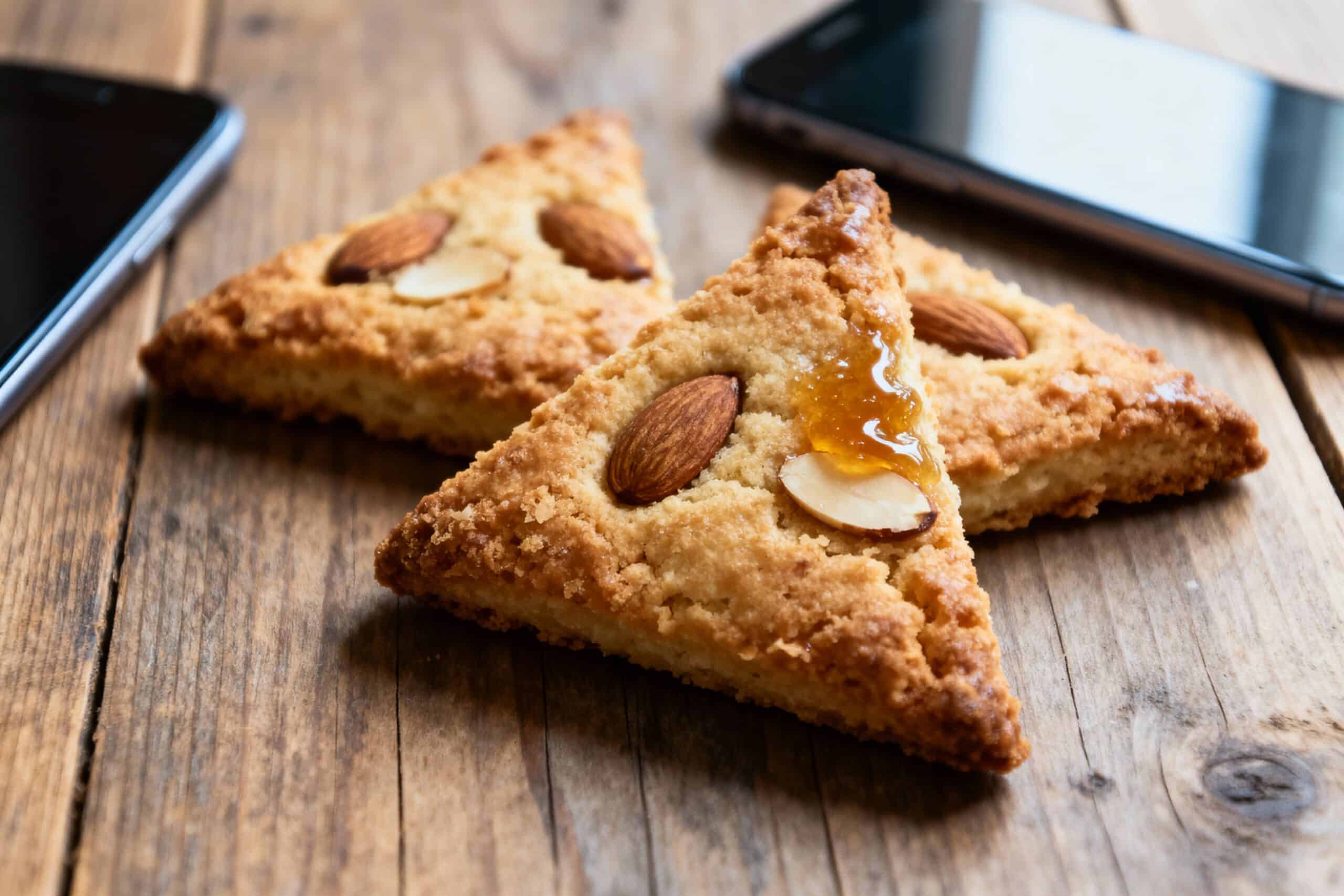 Comment réussir des triangles aux amandes et au miel ?